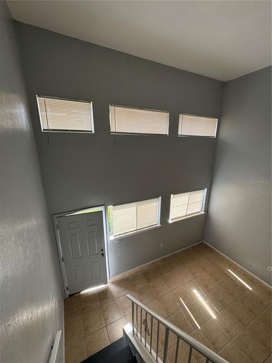 For Sale: $77,000 (1 beds, 1 baths, 762 Square Feet)