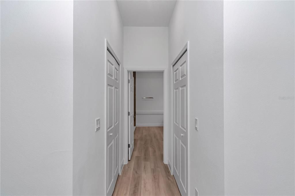 Под контрактом: $294,900 (4 спален, 2 ванн, 1859 Квадратных фут)