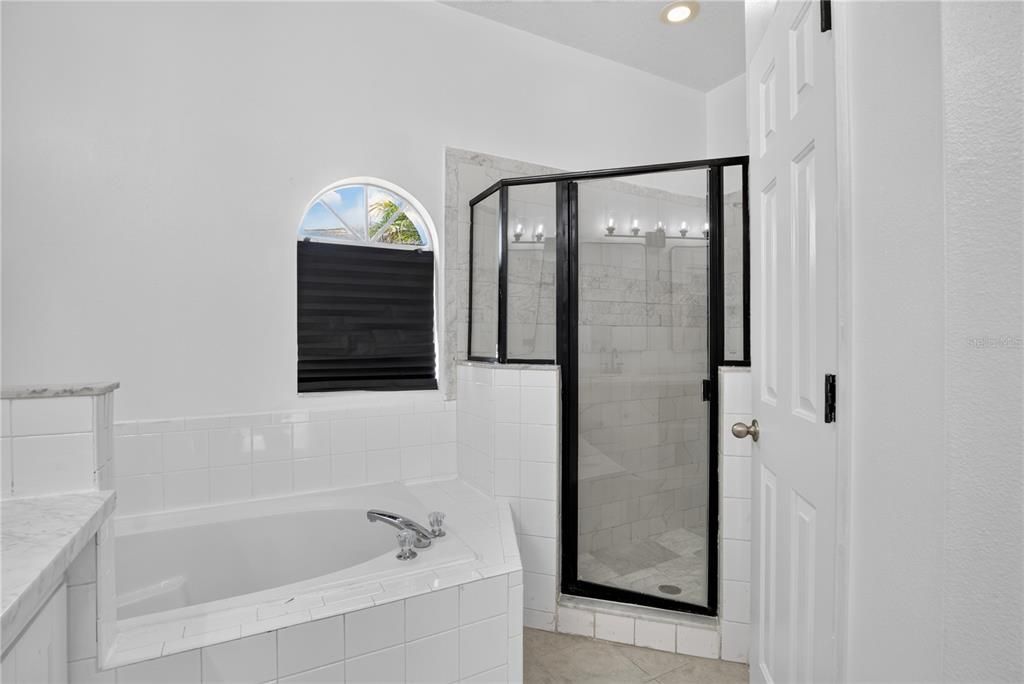For Rent: $2,200 (4 beds, 2 baths, 1752 Square Feet)