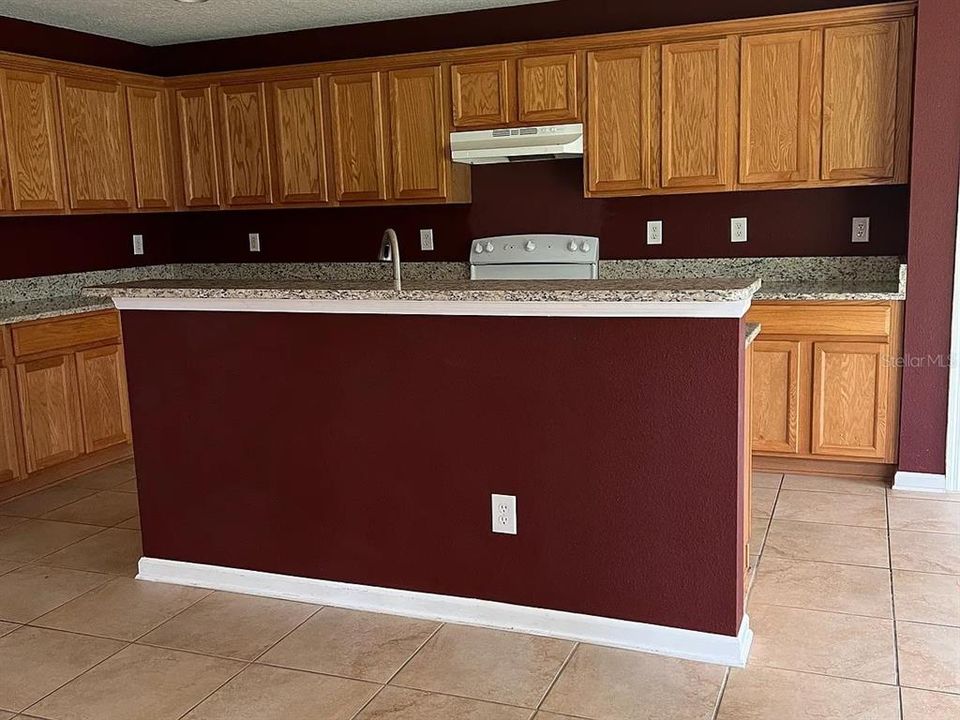 For Sale: $768,000 (5 beds, 3 baths, 3384 Square Feet)
