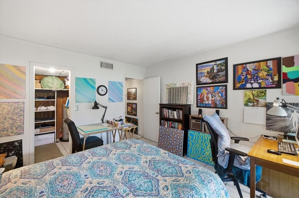 For Sale: $90,000 (1 beds, 1 baths, 513 Square Feet)
