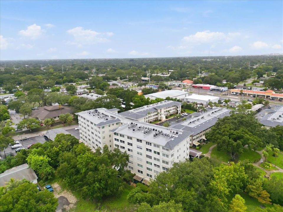 For Sale: $90,000 (1 beds, 1 baths, 513 Square Feet)