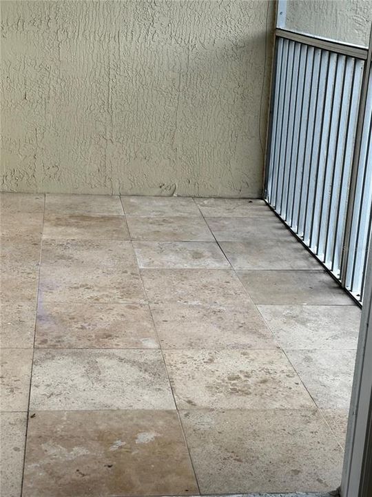 For Sale: $185,000 (2 beds, 2 baths, 1046 Square Feet)