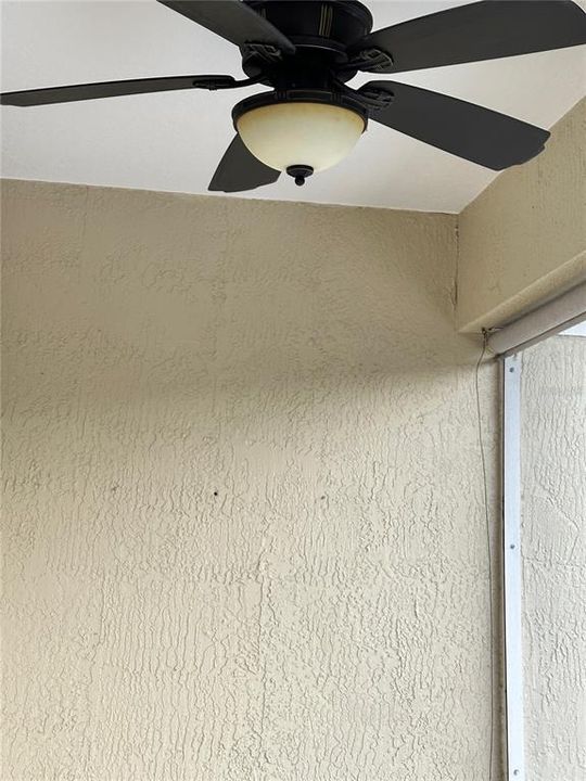 For Sale: $185,000 (2 beds, 2 baths, 1046 Square Feet)