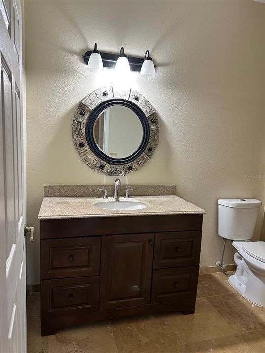 For Sale: $185,000 (2 beds, 2 baths, 1046 Square Feet)