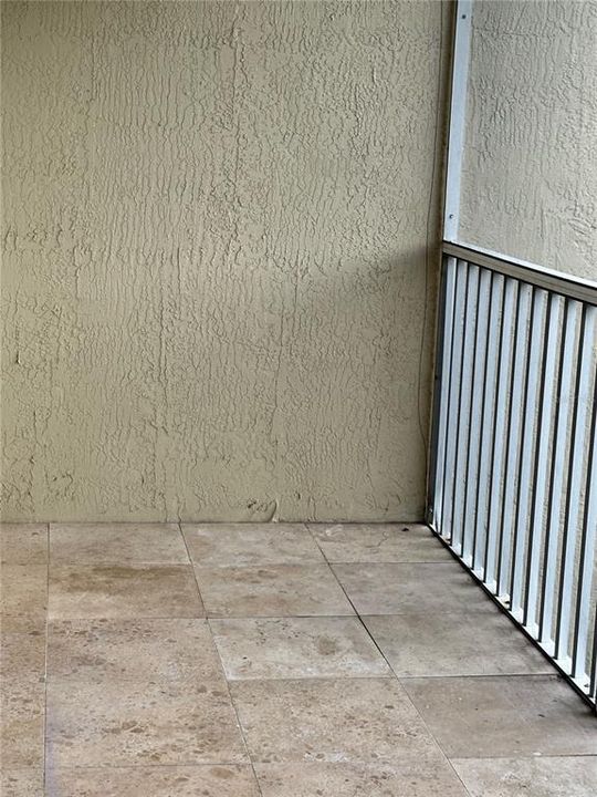 For Sale: $185,000 (2 beds, 2 baths, 1046 Square Feet)