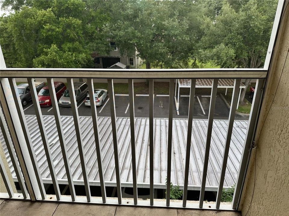 For Sale: $185,000 (2 beds, 2 baths, 1046 Square Feet)