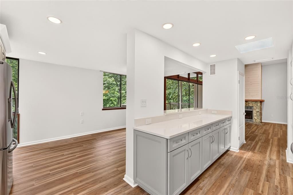For Sale: $624,900 (3 beds, 3 baths, 2448 Square Feet)