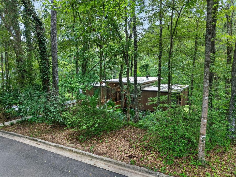 For Sale: $624,900 (3 beds, 3 baths, 2448 Square Feet)