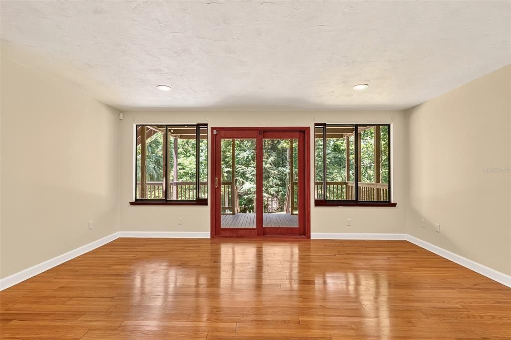 For Sale: $624,900 (3 beds, 3 baths, 2448 Square Feet)