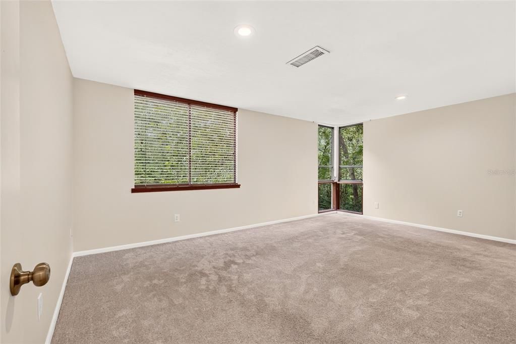 For Sale: $624,900 (3 beds, 3 baths, 2448 Square Feet)