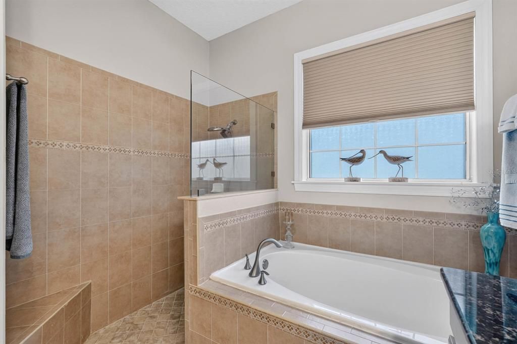 For Sale: $438,000 (3 beds, 2 baths, 1847 Square Feet)