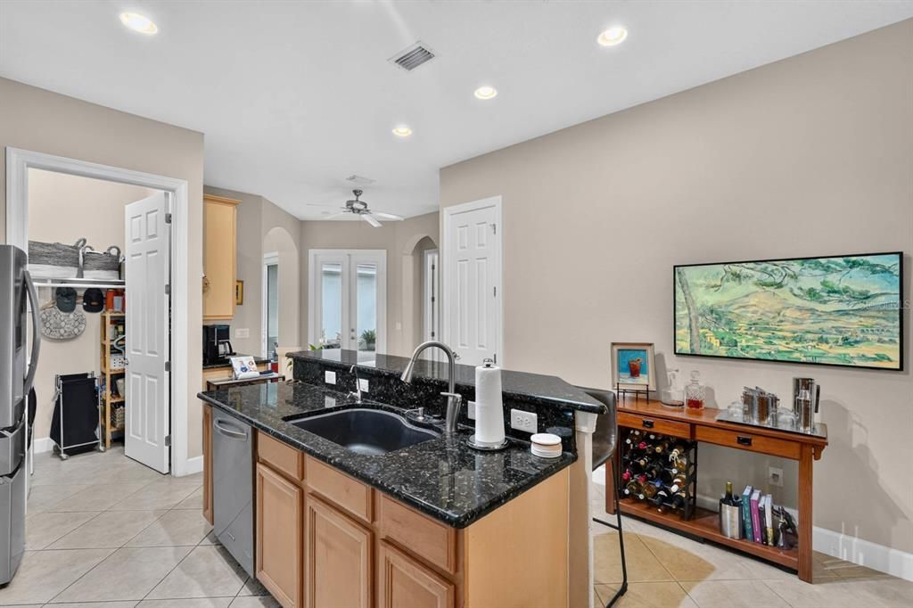 For Sale: $438,000 (3 beds, 2 baths, 1847 Square Feet)