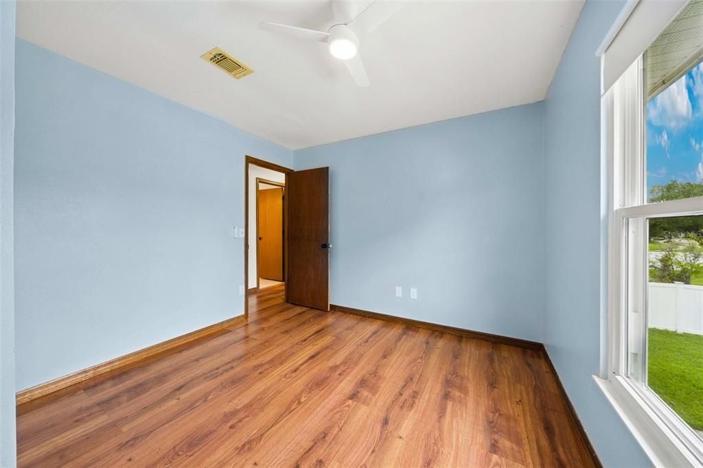 For Sale: $530,000 (4 beds, 2 baths, 2368 Square Feet)