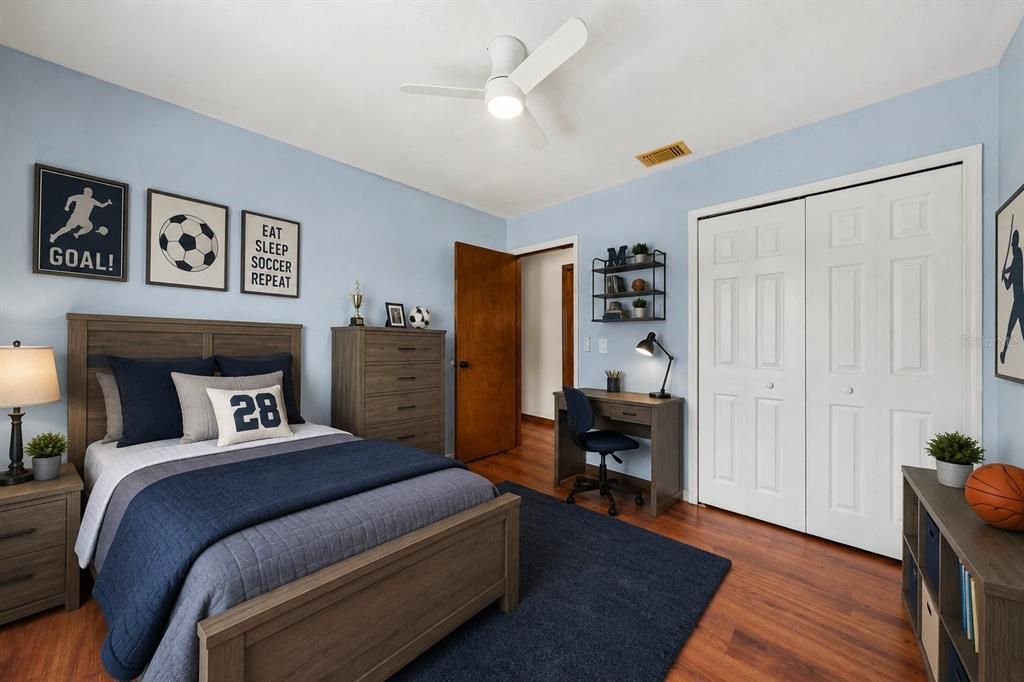 For Sale: $530,000 (4 beds, 2 baths, 2368 Square Feet)