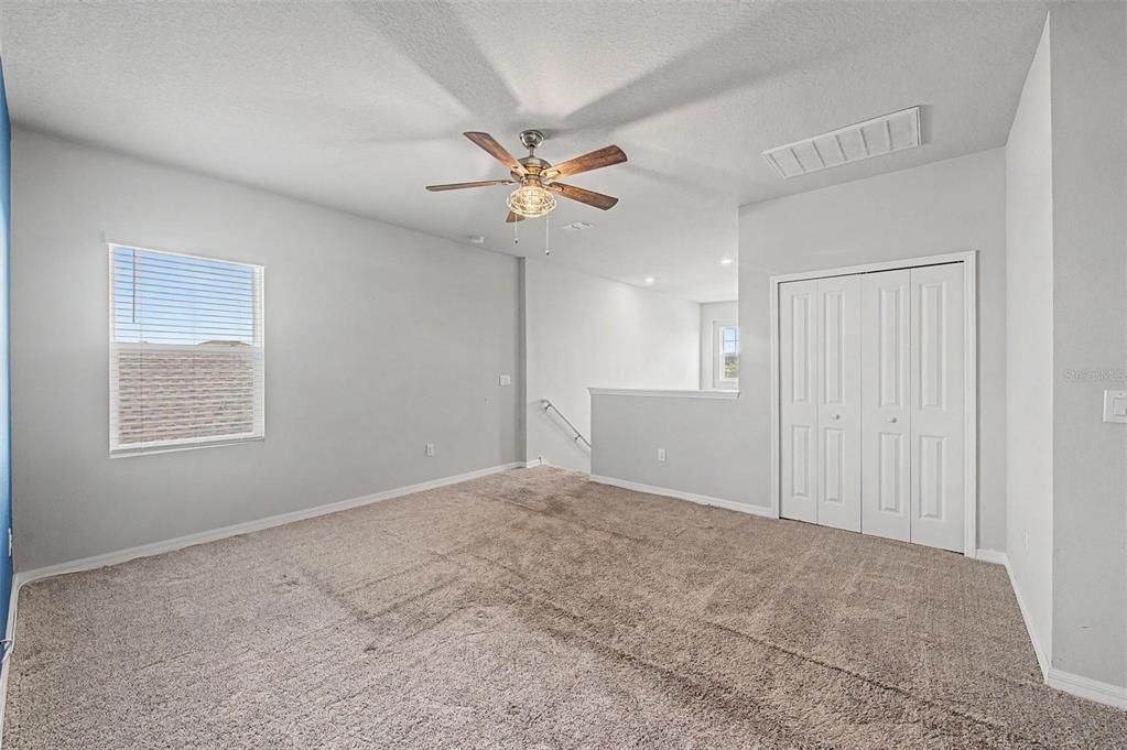 For Sale: $399,900 (4 beds, 2 baths, 2164 Square Feet)