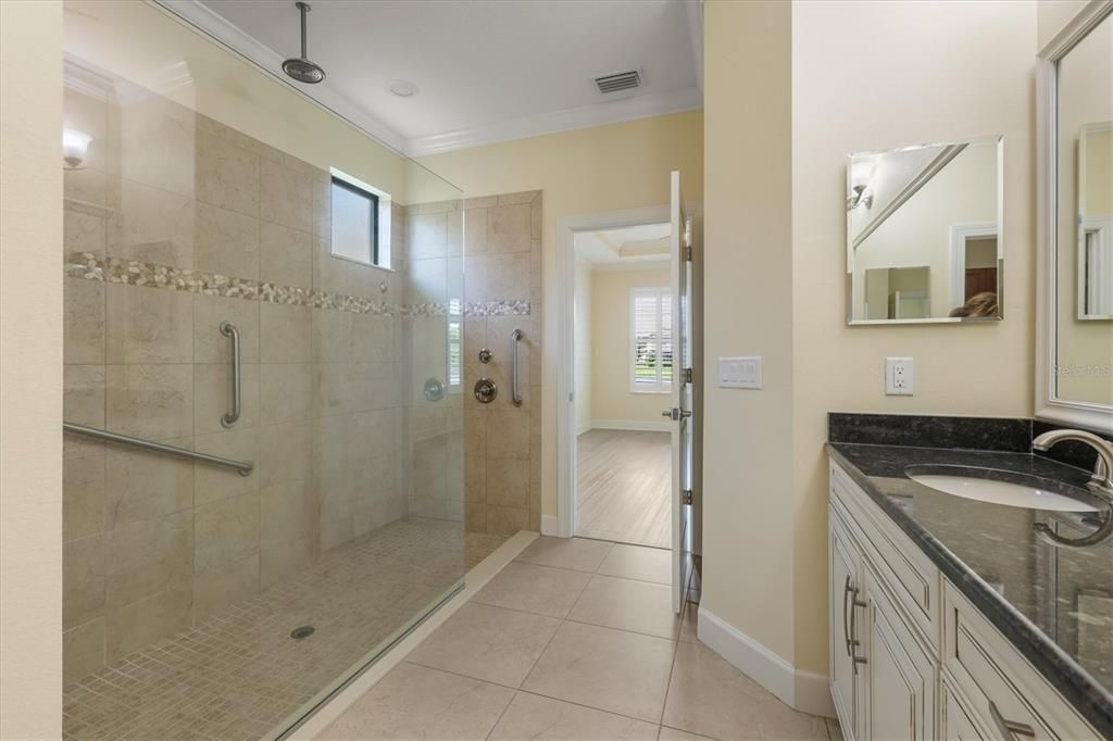 For Sale: $959,000 (3 beds, 3 baths, 2275 Square Feet)