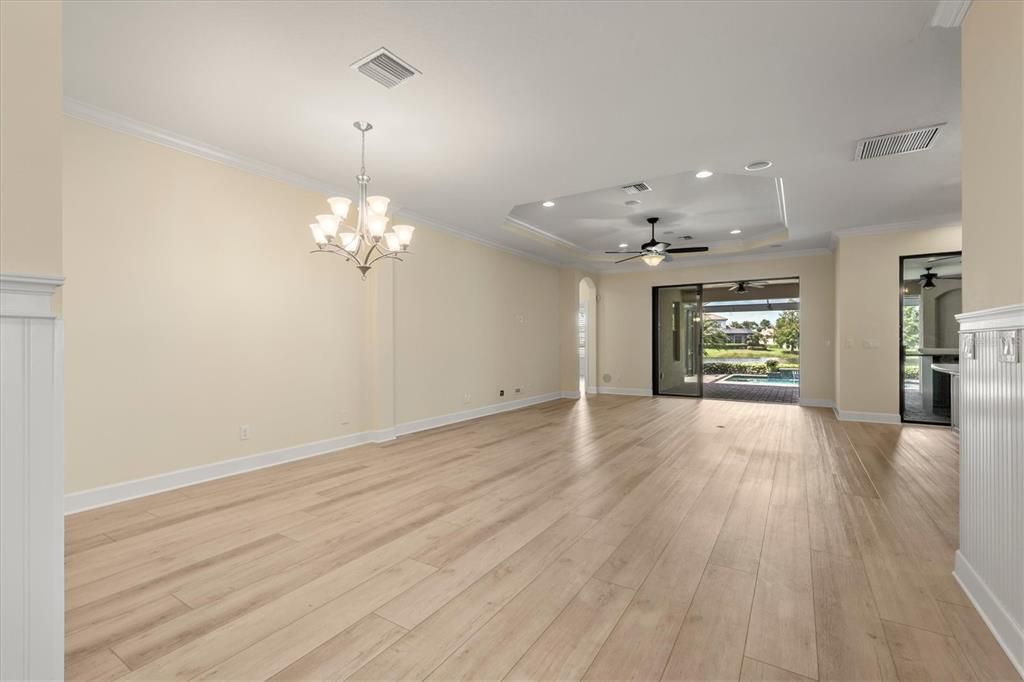 For Sale: $959,000 (3 beds, 3 baths, 2275 Square Feet)
