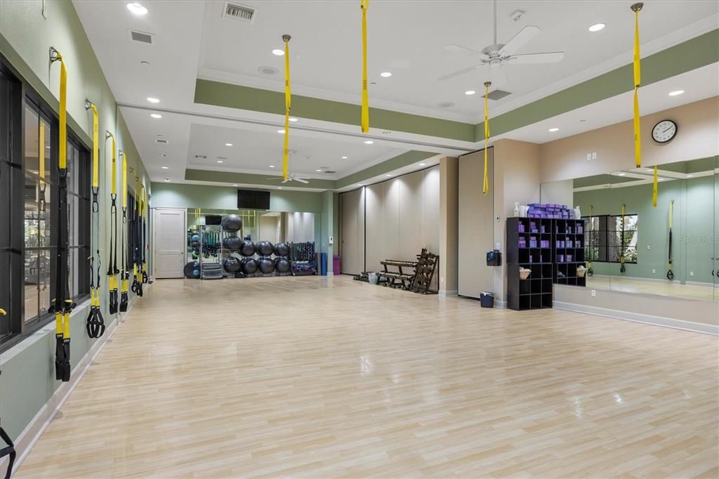 For Sale: $959,000 (3 beds, 3 baths, 2275 Square Feet)