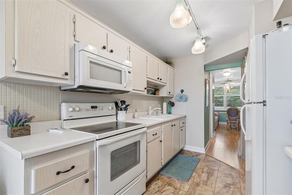 En Venta: $157,000 (1 camas, 1 baños, 925 Pies cuadrados)