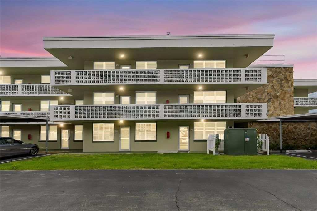 En Venta: $157,000 (1 camas, 1 baños, 925 Pies cuadrados)