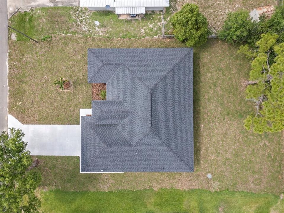 For Rent: $2,400 (3 beds, 3 baths, 1723 Square Feet)