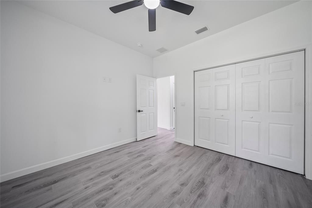 For Rent: $2,400 (3 beds, 3 baths, 1723 Square Feet)