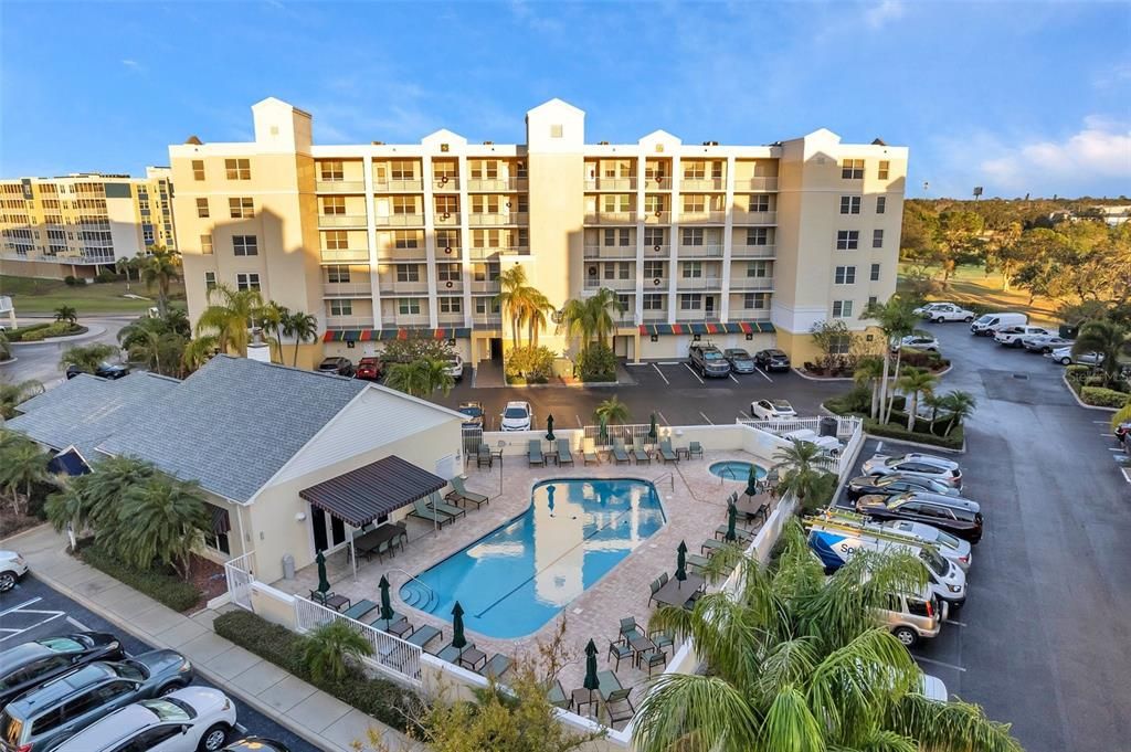 For Sale: $318,500 (2 beds, 2 baths, 1320 Square Feet)