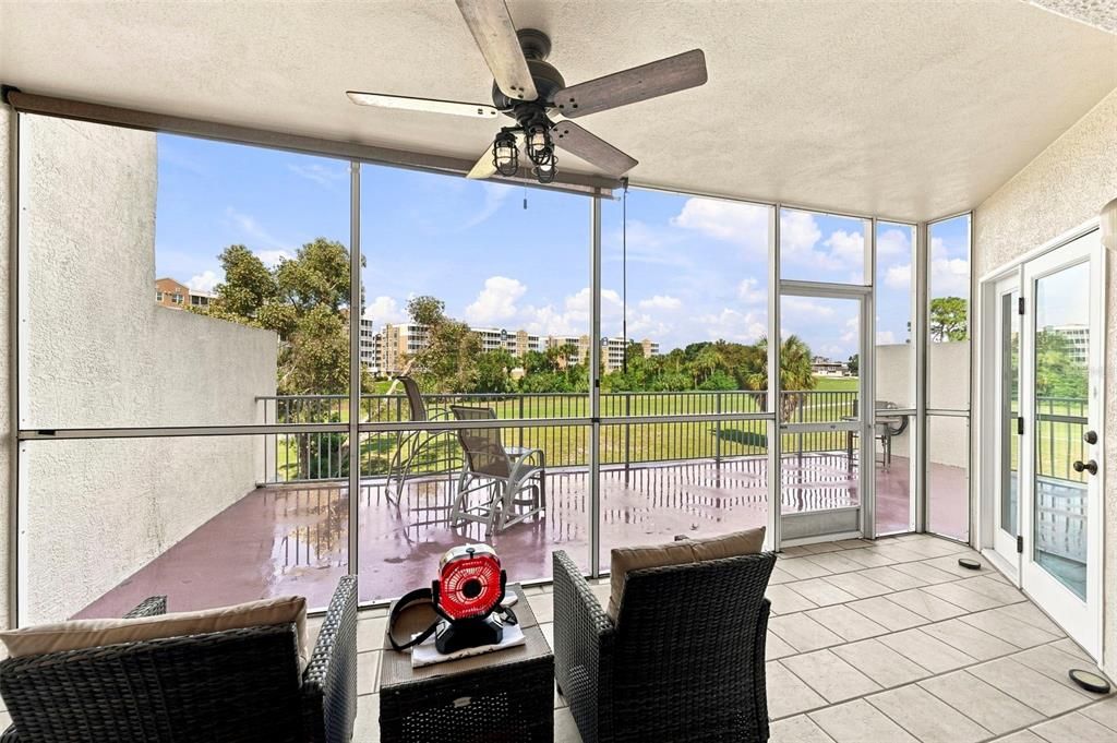 For Sale: $318,500 (2 beds, 2 baths, 1320 Square Feet)