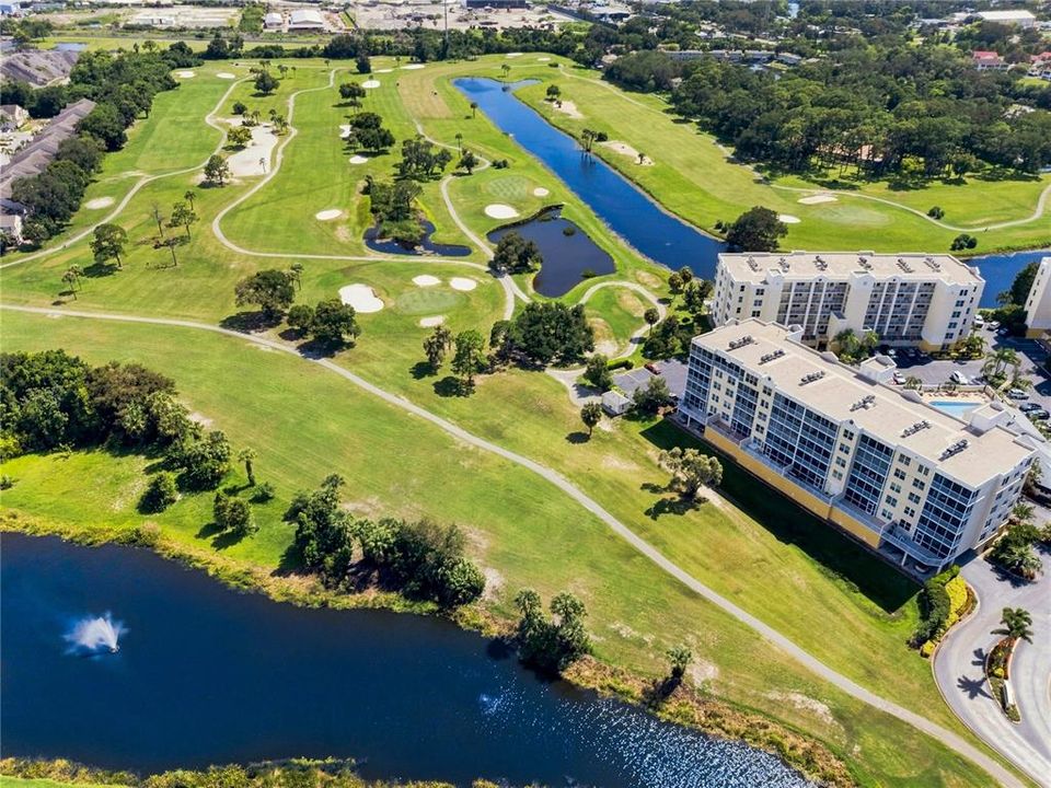 For Sale: $318,500 (2 beds, 2 baths, 1320 Square Feet)
