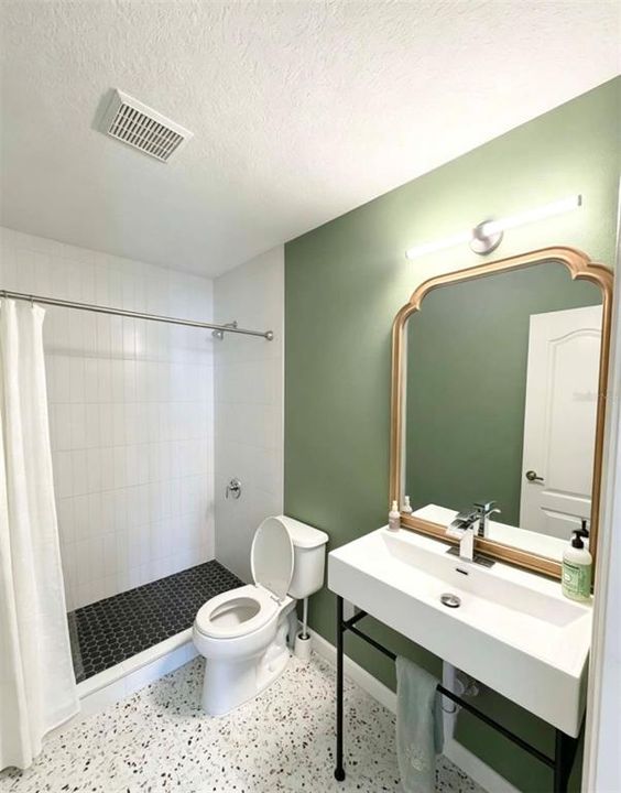 На продажу: $529,999 (4 спален, 3 ванн, 2369 Квадратных фут)
