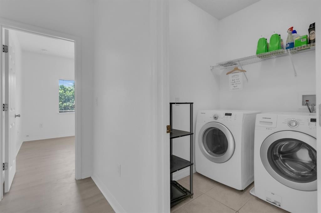 For Rent: $2,295 (3 beds, 2 baths, 1642 Square Feet)