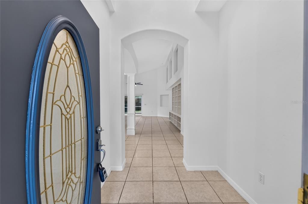 For Rent: $2,390 (3 beds, 2 baths, 2135 Square Feet)