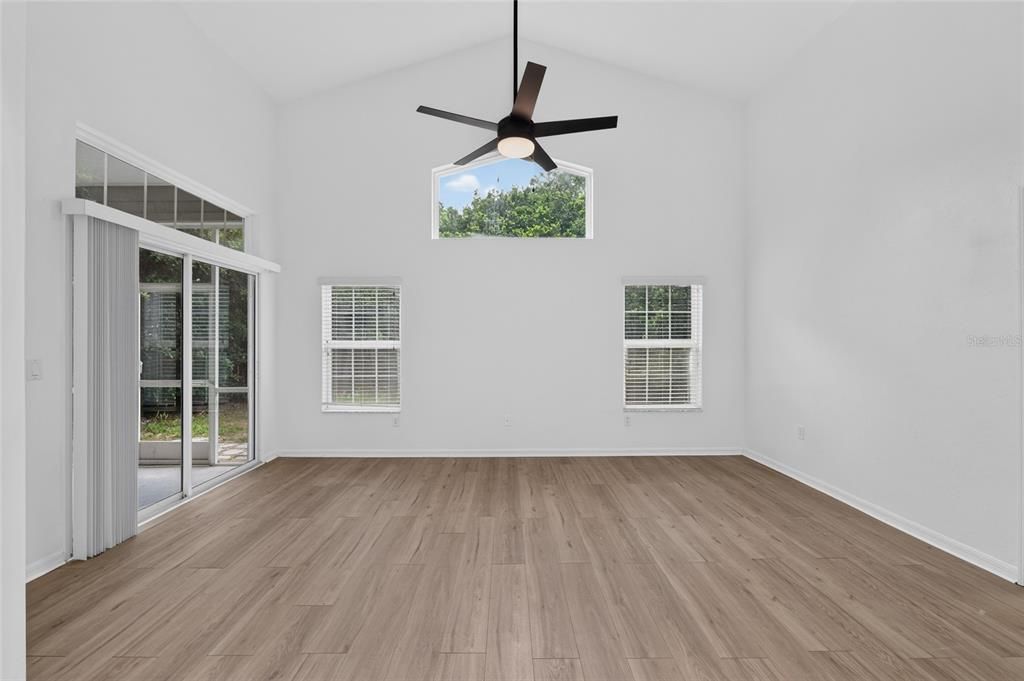 For Rent: $2,390 (3 beds, 2 baths, 2135 Square Feet)