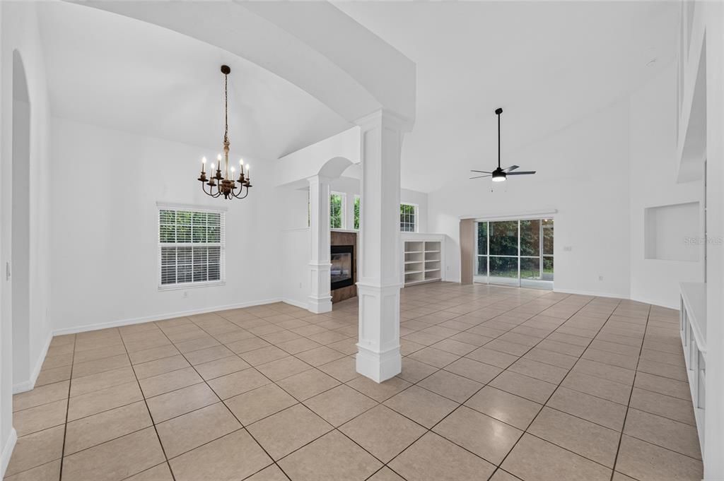 For Rent: $2,390 (3 beds, 2 baths, 2135 Square Feet)