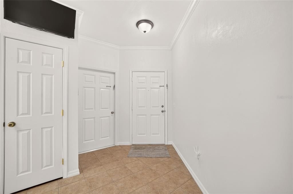 For Sale: $273,900 (2 beds, 2 baths, 1207 Square Feet)