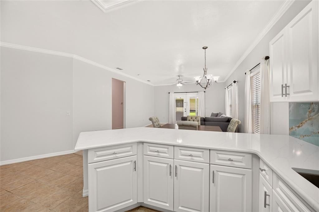 For Sale: $273,900 (2 beds, 2 baths, 1207 Square Feet)