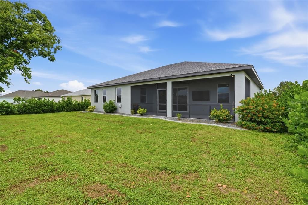 For Sale: $395,000 (4 beds, 2 baths, 1922 Square Feet)