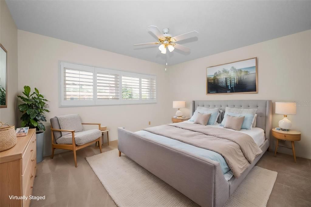 Activo con contrato: $239,000 (2 camas, 2 baños, 1675 Pies cuadrados)