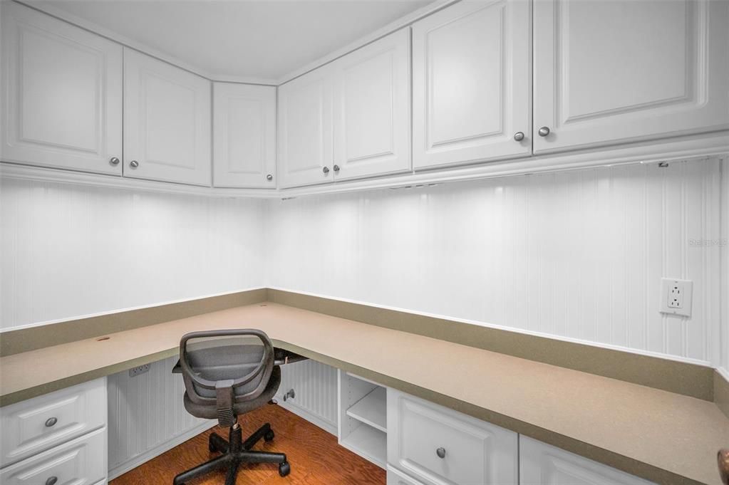 Activo con contrato: $239,000 (2 camas, 2 baños, 1675 Pies cuadrados)