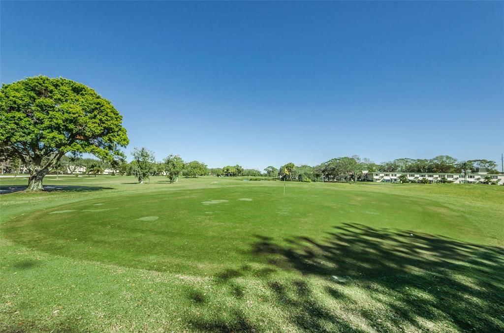 Activo con contrato: $239,000 (2 camas, 2 baños, 1675 Pies cuadrados)