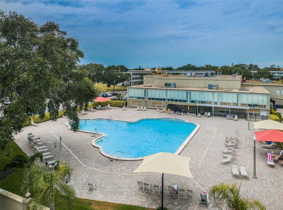 Activo con contrato: $239,000 (2 camas, 2 baños, 1675 Pies cuadrados)