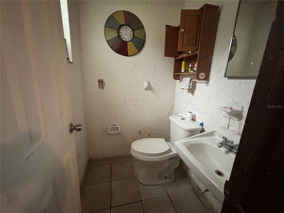 For Sale: $220,000 (3 beds, 1 baths, 1420 Square Feet)