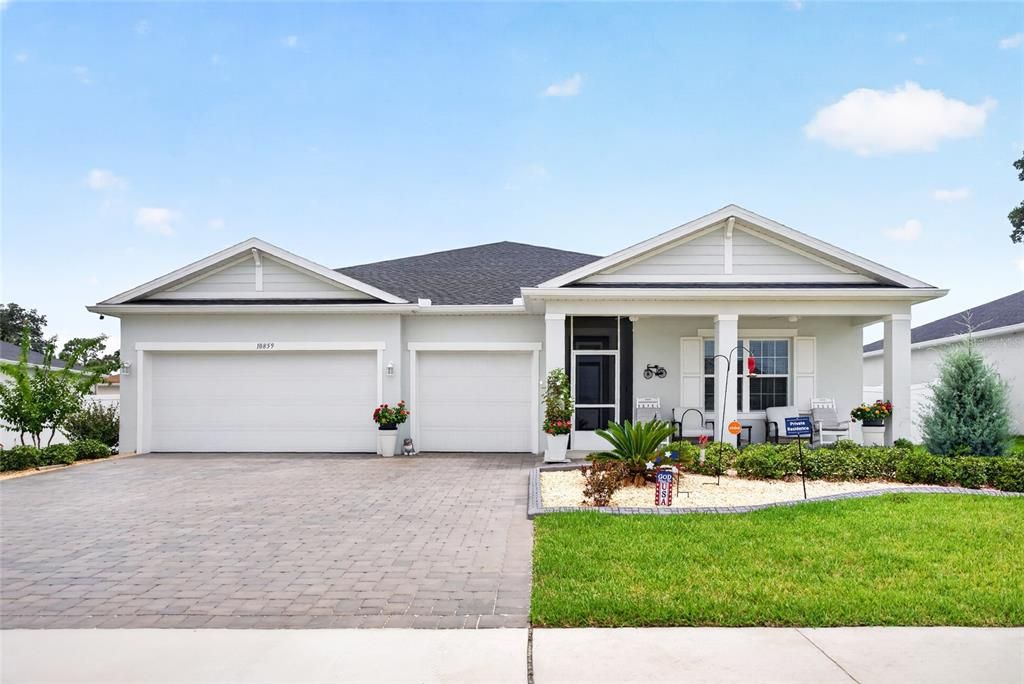 For Sale: $475,000 (4 beds, 3 baths, 2557 Square Feet)