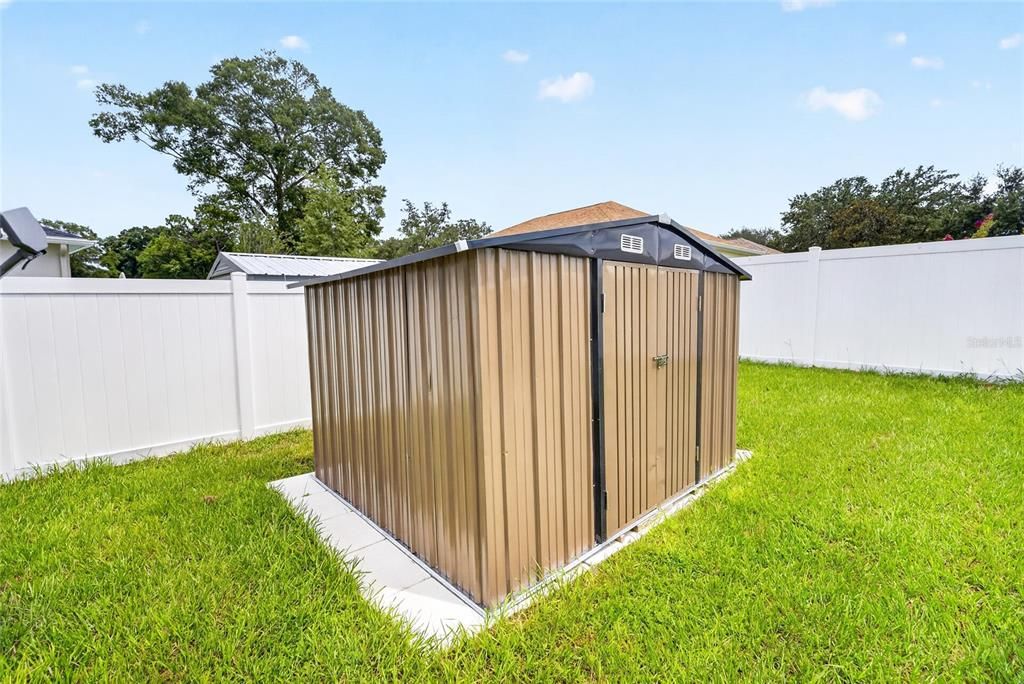 For Sale: $475,000 (4 beds, 3 baths, 2557 Square Feet)