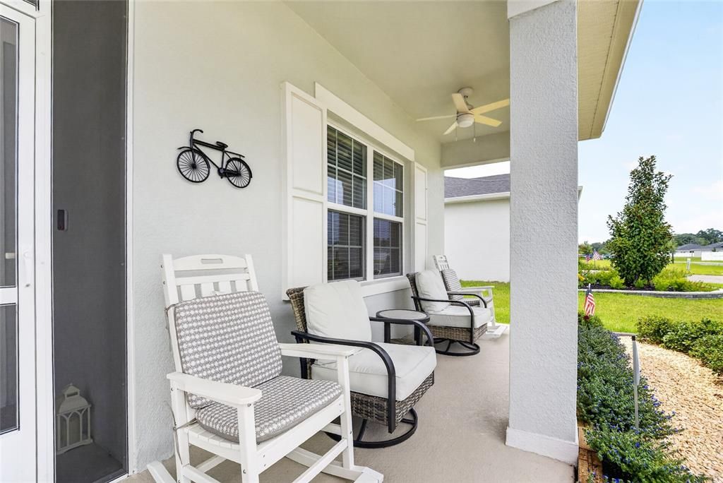 For Sale: $475,000 (4 beds, 3 baths, 2557 Square Feet)