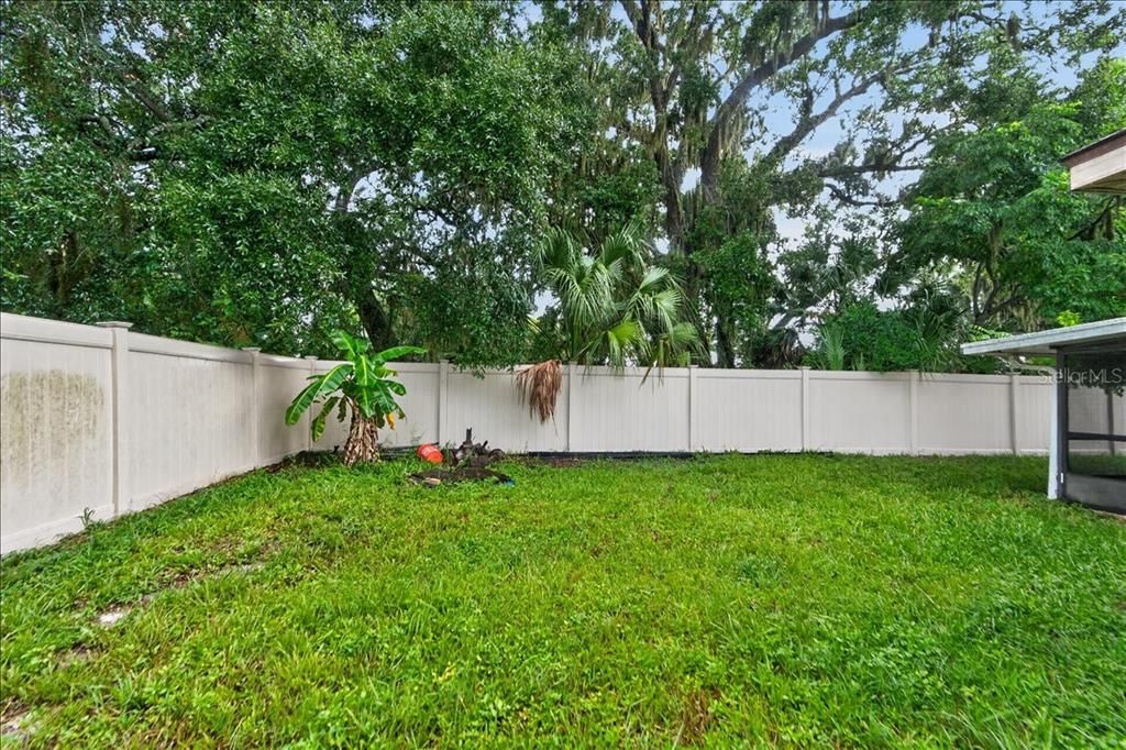 Active With Contract: $279,990 (3 beds, 2 baths, 2173 Square Feet)