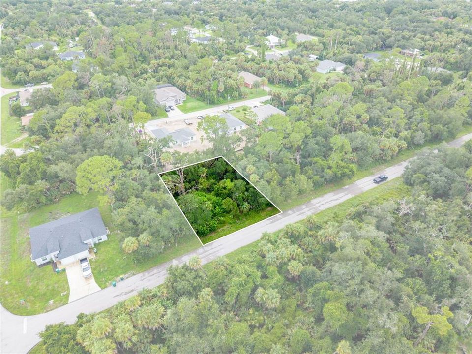 Activo con contrato: $17,000 (0.23 acres)