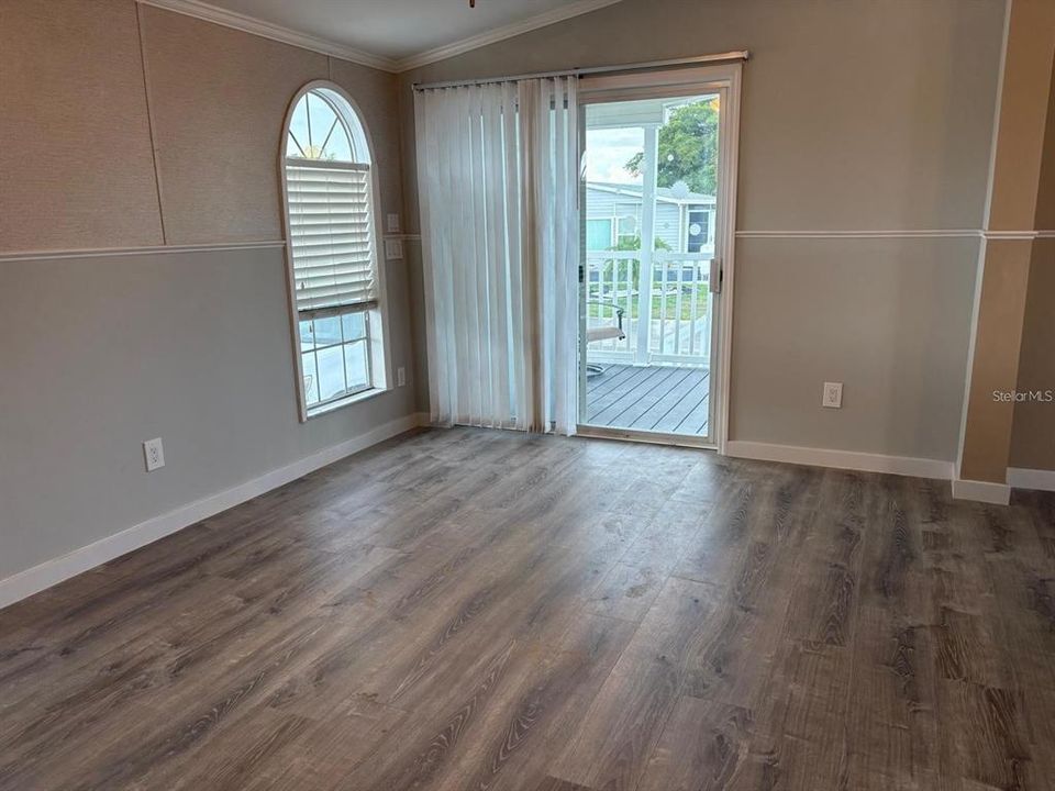 For Sale: $140,000 (2 beds, 2 baths, 1008 Square Feet)