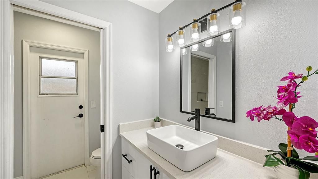 For Sale: $439,900 (3 beds, 2 baths, 1708 Square Feet)